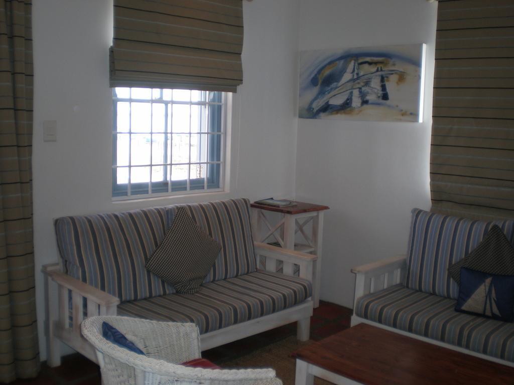 Albatros Holiday Home Paternoster Kamer foto