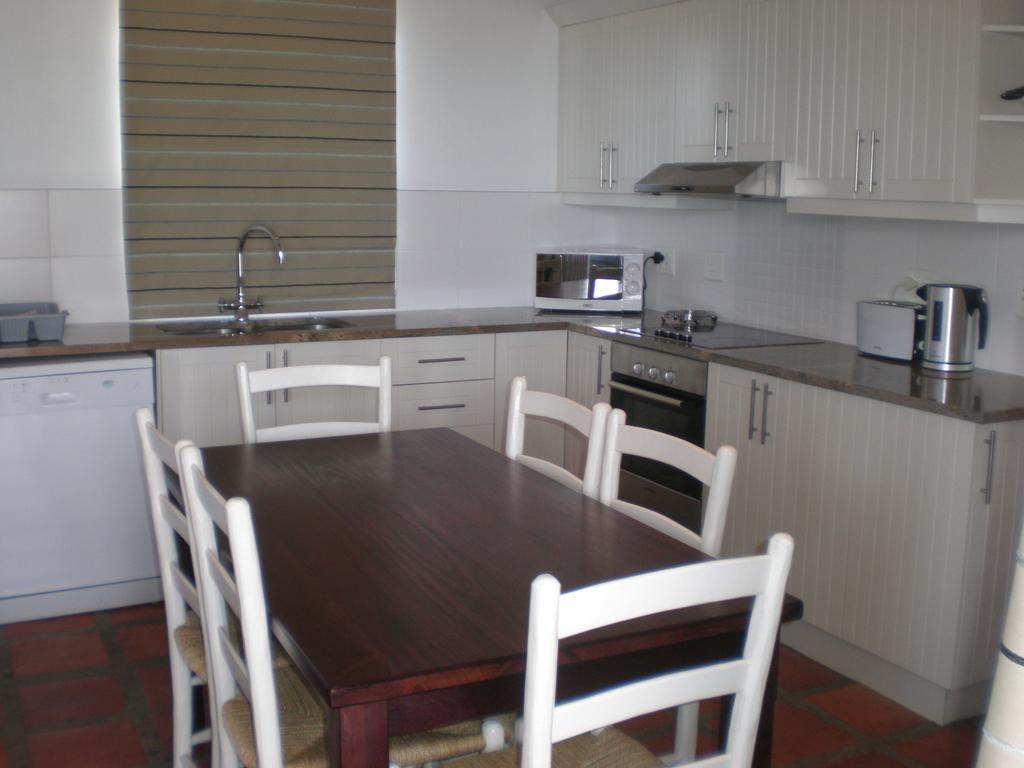 Albatros Holiday Home Paternoster Kamer foto